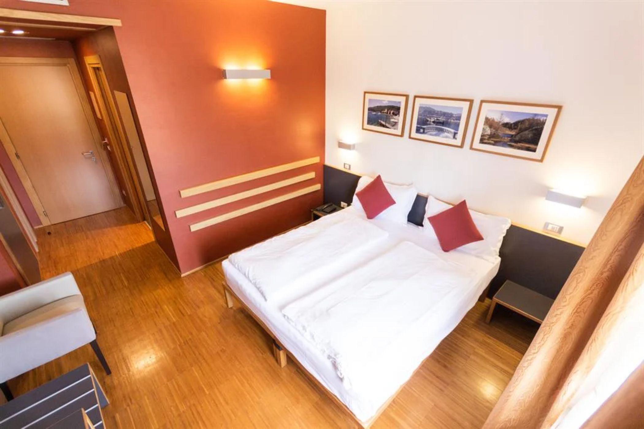 Hotel Cortese Armeno Exterior photo