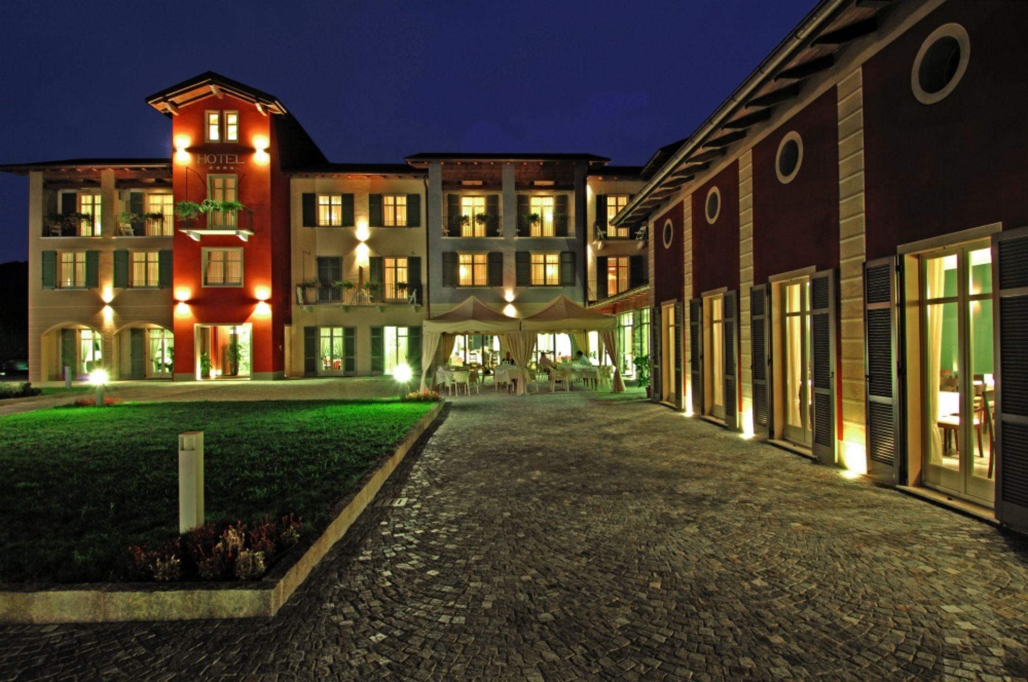 Hotel Cortese Armeno Exterior photo