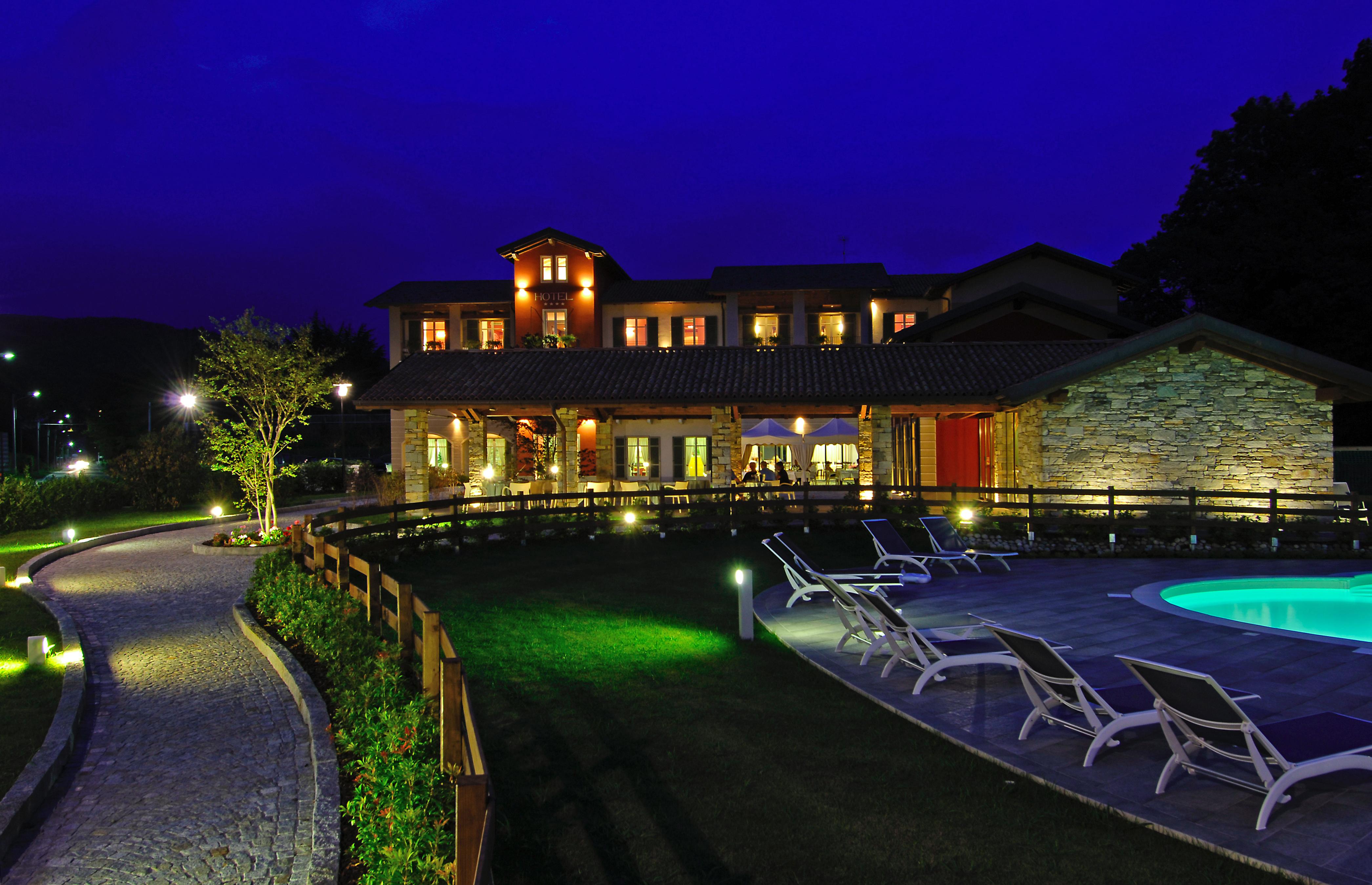Hotel Cortese Armeno Exterior photo