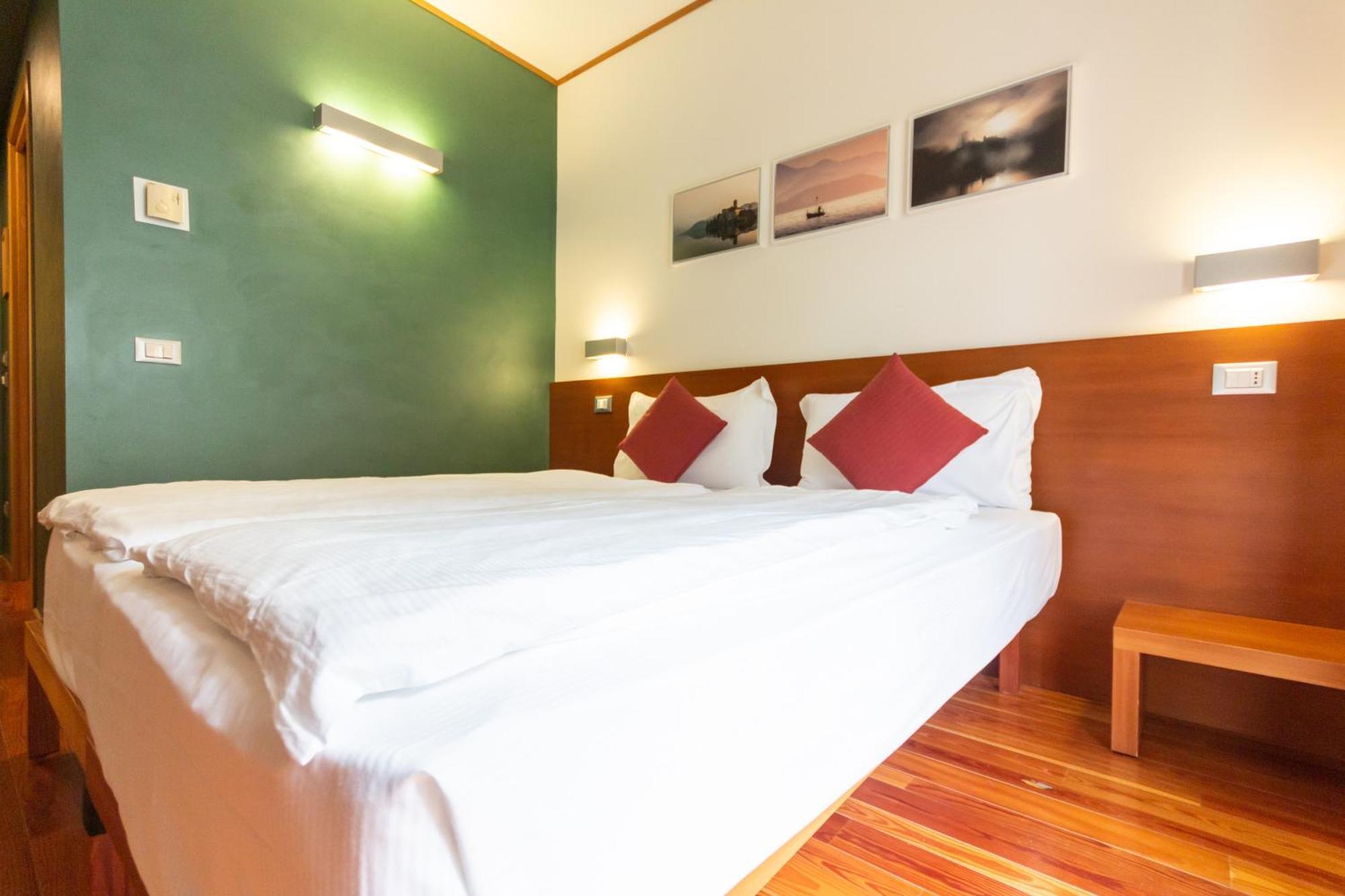 Hotel Cortese Armeno Exterior photo